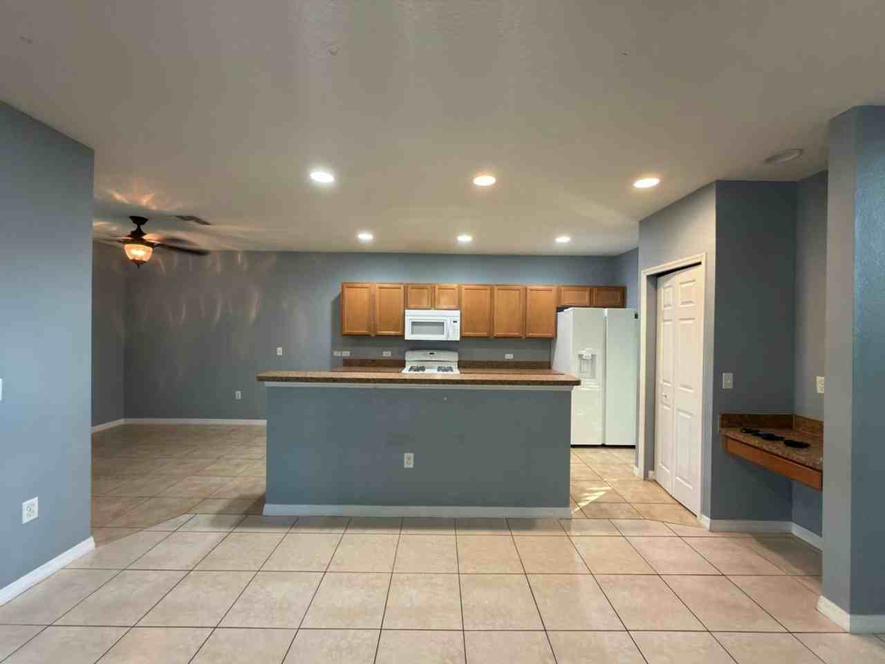 118 Miro Dr - Photo 7 of 40