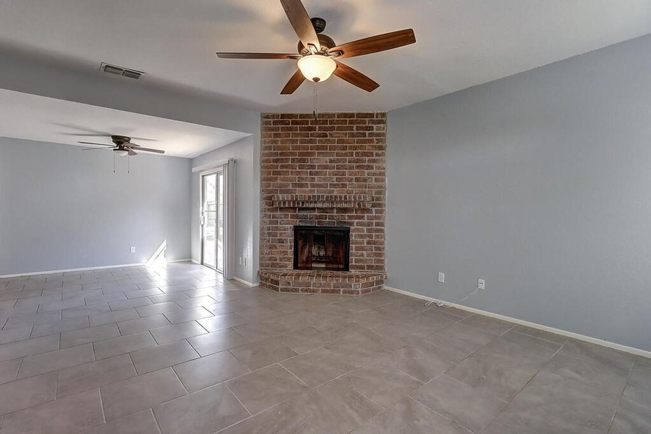5310 Gateridge Dr - Photo 2 of 38