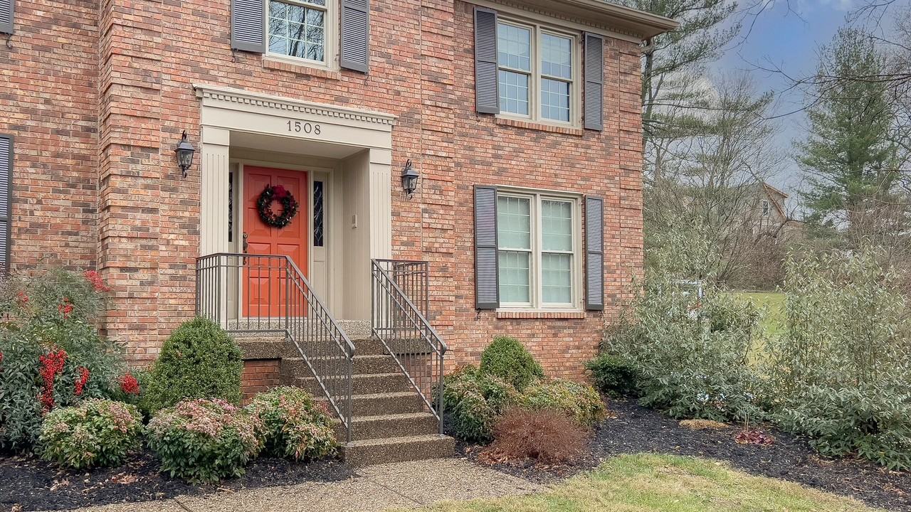 1508 Sylvan Wynde - Photo 5 of 50