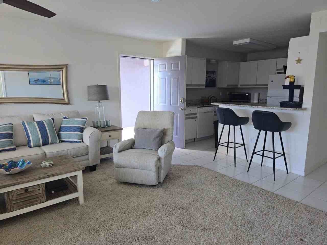 1004 Sw 48th Ter #101 - Photo 7 of 13