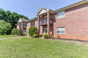 featured image of 120 Crown Point Dr