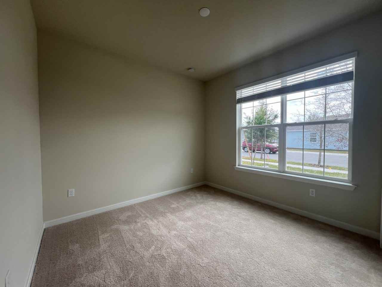 3062 Green Park Dr - Photo 3 of 25