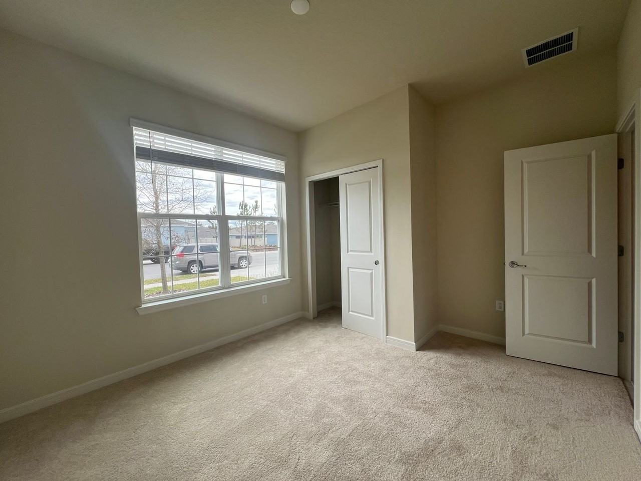 3062 Green Park Dr - Photo 4 of 25