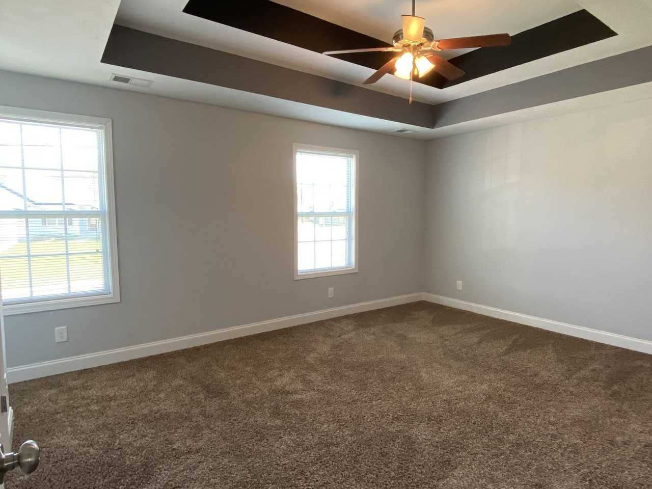 548 Magnolia Dr - Photo 6 of 8