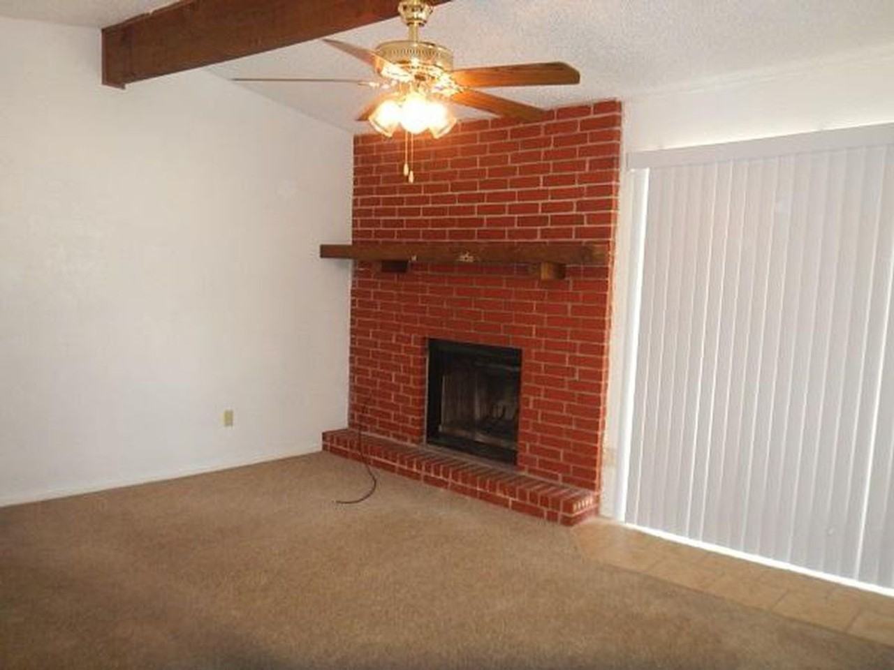 3906 Madison Dr - Photo 3 of 9