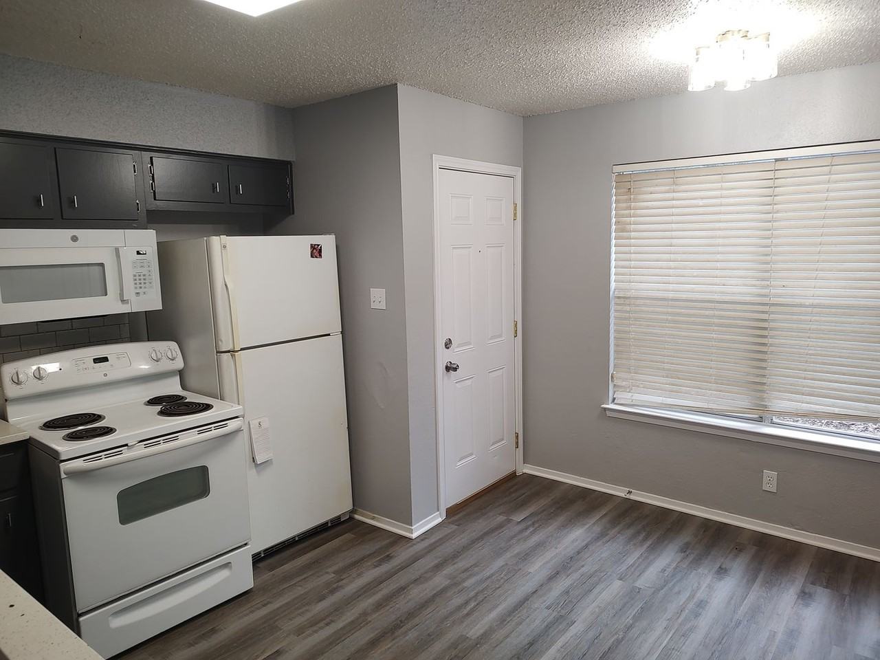 3305 Dunliegh Dr #A - Photo 3 of 15