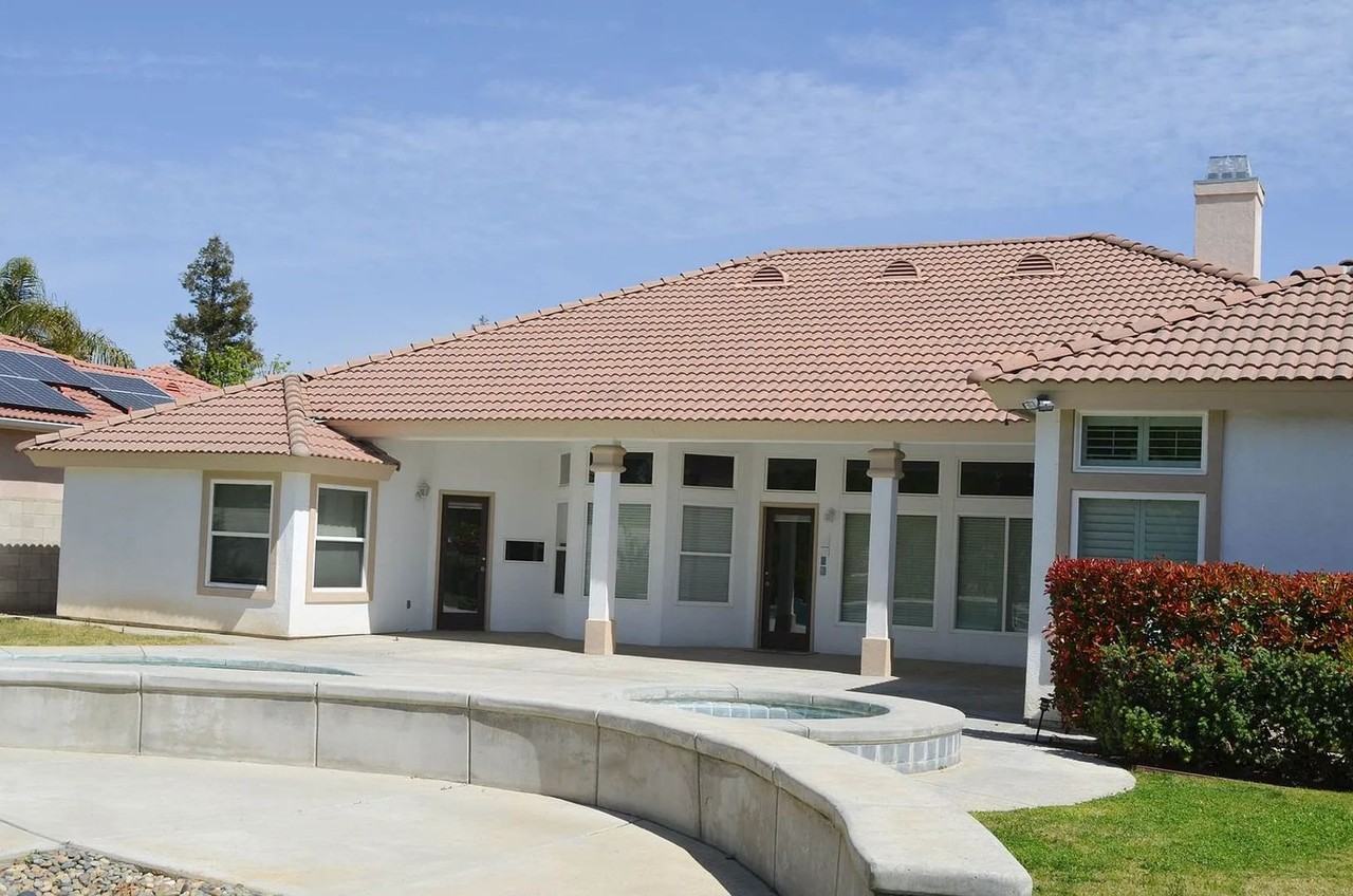 5507 Brigadoon Ln - Photo 4 of 36