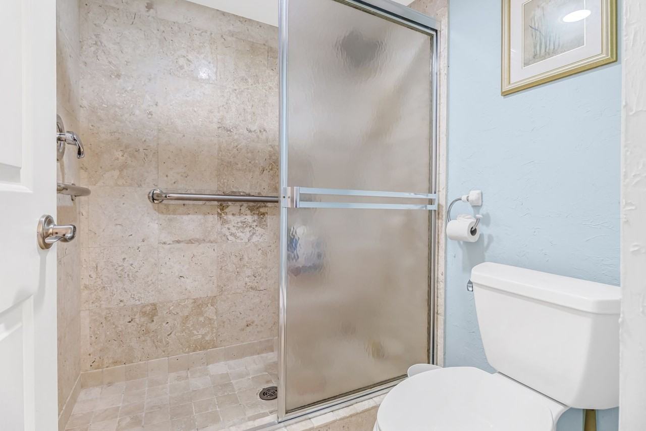 3041 Sandpiper Bay Cir - Photo 6 of 22