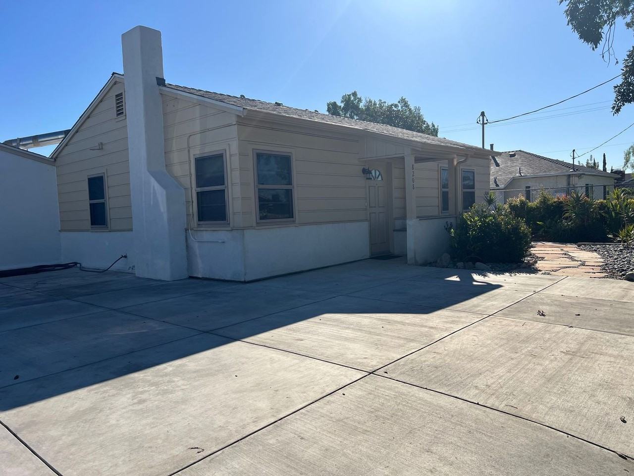 Sun Valley Duplex - Photo 2 of 31