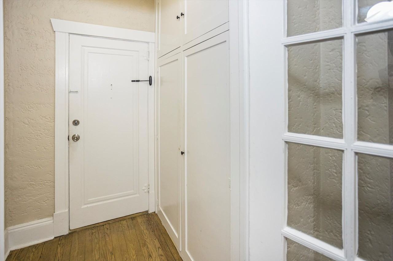 Regis on Church Street - Photo 5 of 29