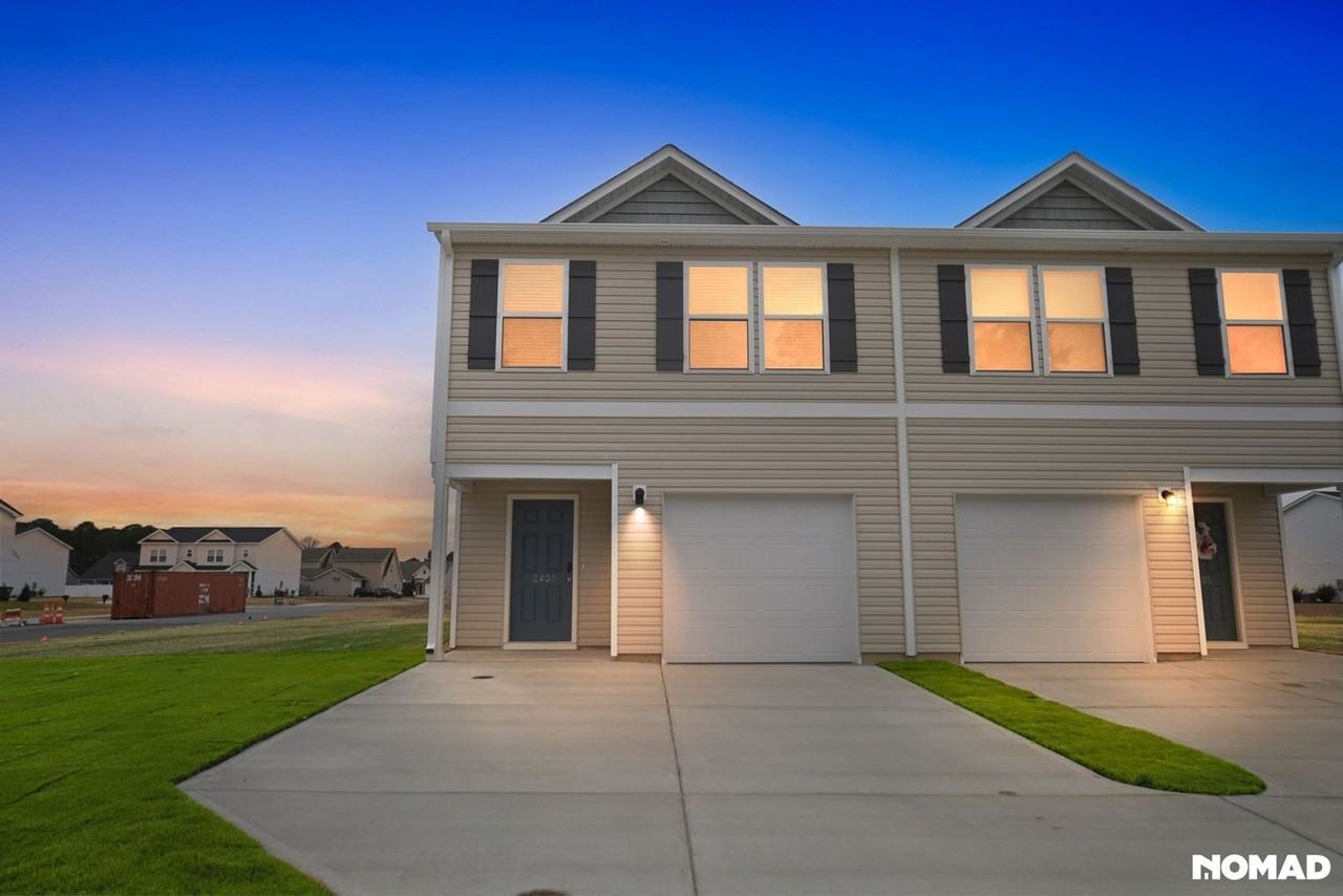 2401 Brookville Dr - Photo 2 of 33