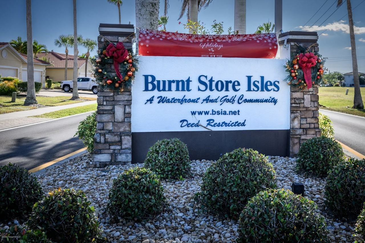 3959 San Rocco Dr #612 - Photo 3 of 36