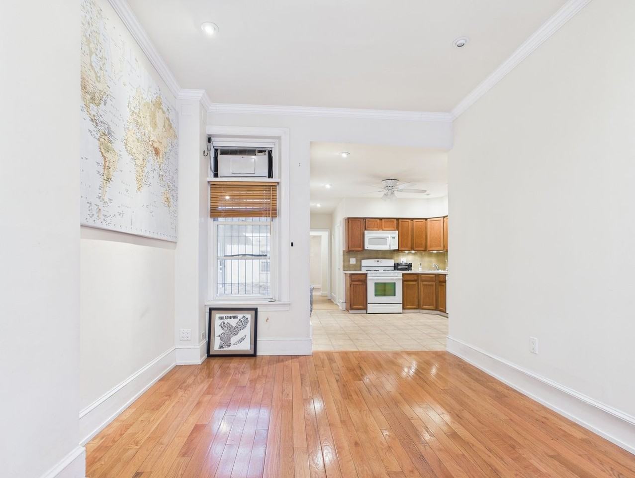 557 N 16th St - Photo 2 of 15