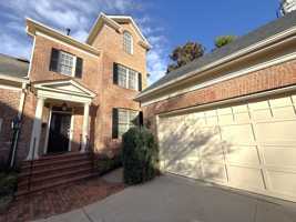 featured image of 1109 S Kings Dr