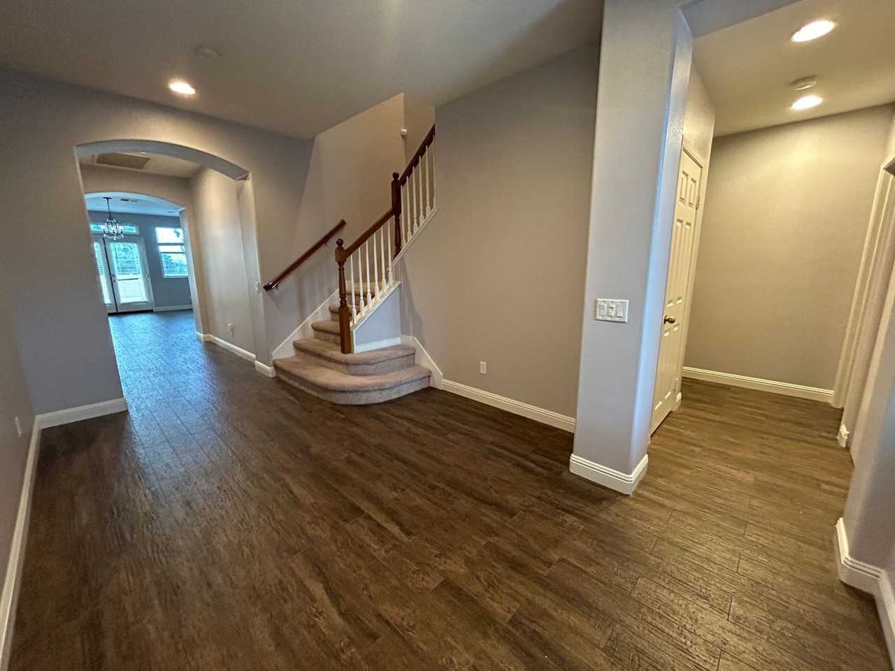 31887 Pepper Tree St - Photo 3 of 28