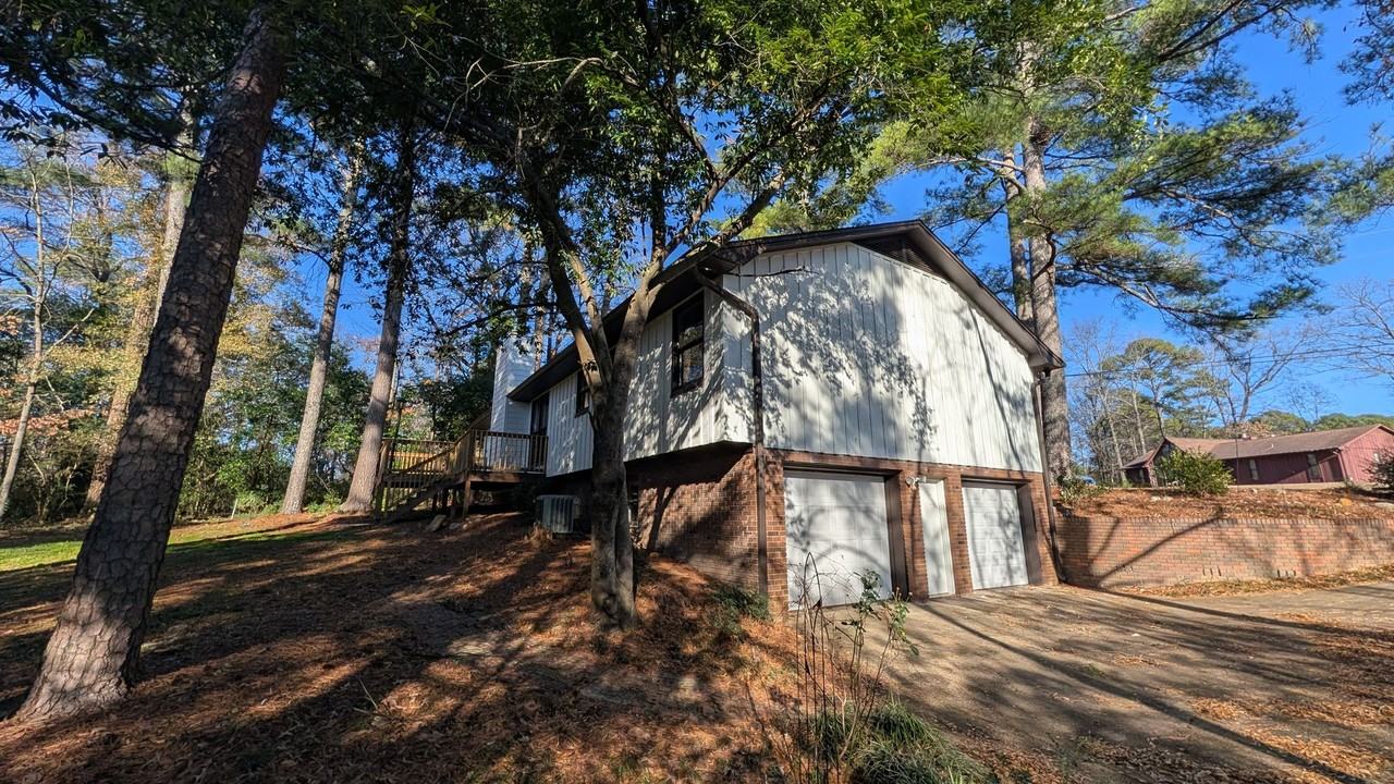 2104 11th Pl Nw - Photo 3 of 27