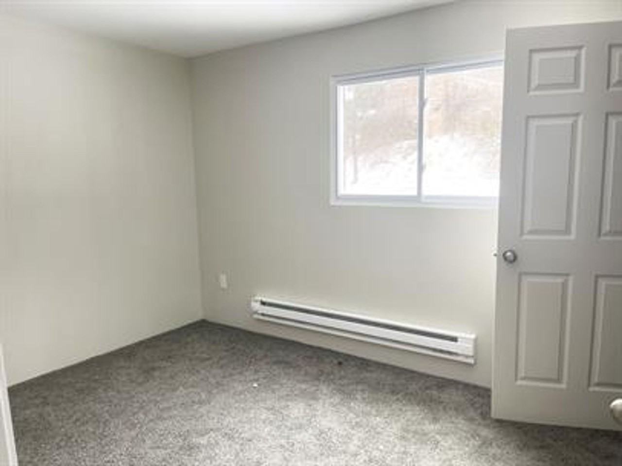 Penn Ridge Court - Photo 4 of 7