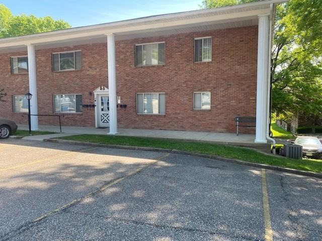 401 Tracy Ln #14 - Photo 2 of 16