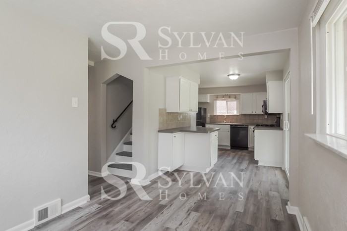 1737 Maine Ave - Photo 6 of 16