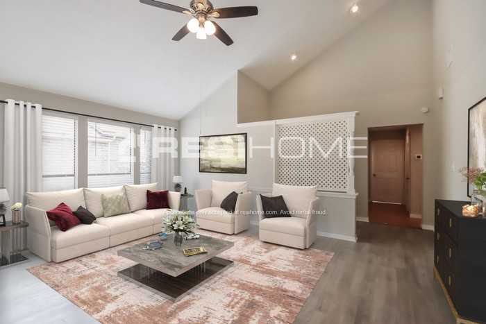 13954 Dentwood Dr - Photo 5 of 21