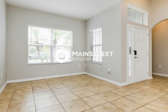 532 Bassett Dr - Photo 3 of 16