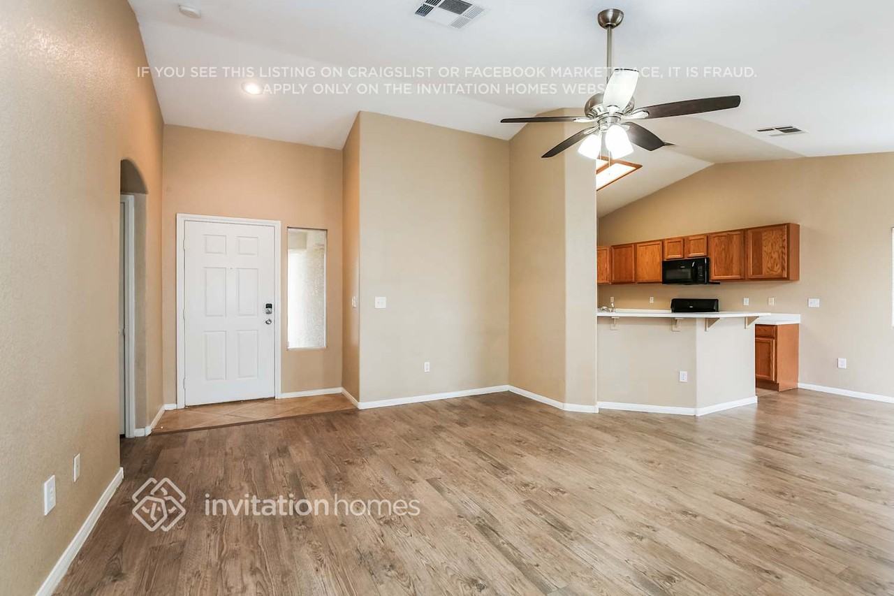 115 Quailbush Dr - Photo 4 of 17