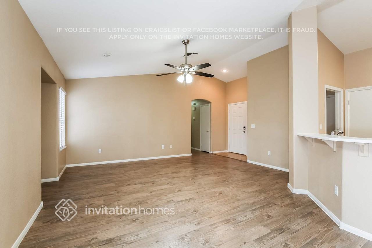 115 Quailbush Dr - Photo 5 of 17