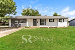 featured image of 2701 Meadows Dr