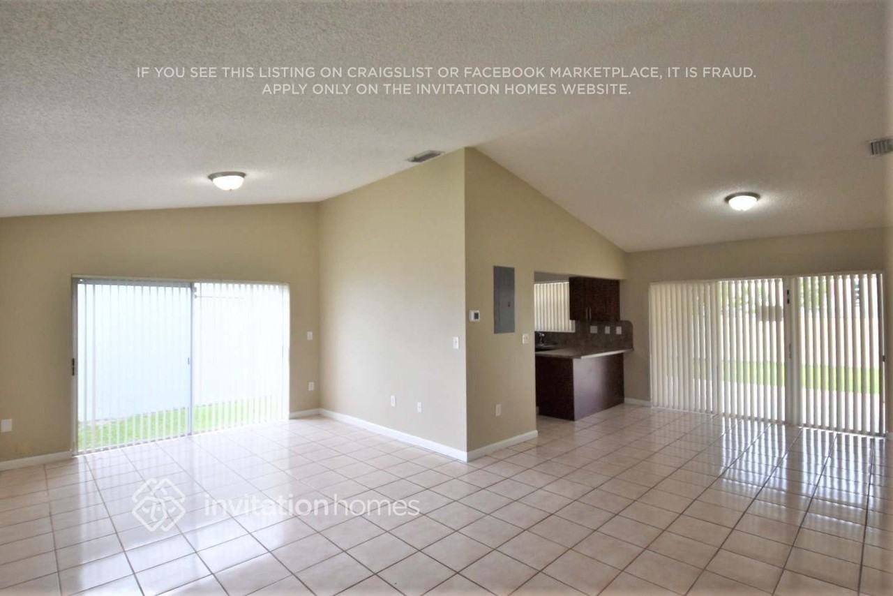 12978 Sw 151st Ln - Photo 3 of 11