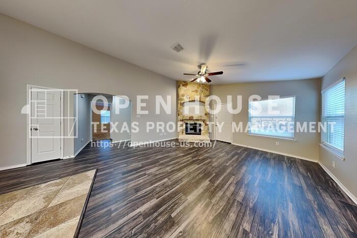 11180 Snyder Dr - Photo 5 of 22