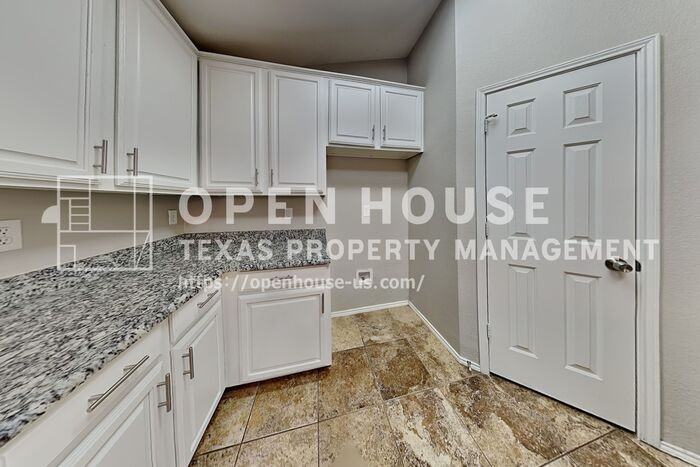 11180 Snyder Dr - Photo 6 of 22