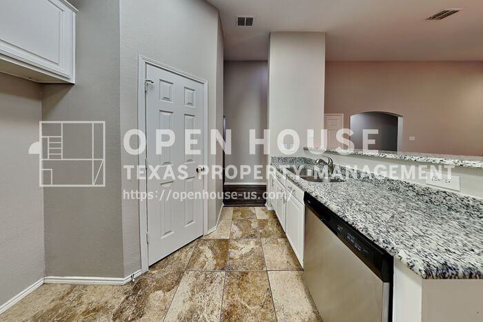 11180 Snyder Dr - Photo 7 of 22