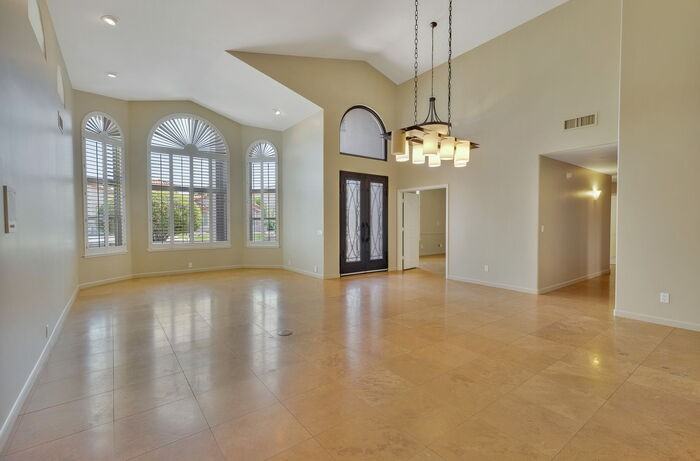 1307 E Treasure Cove Dr - Photo 7 of 50