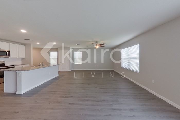 8597 Sw 44th Ct - Photo 6 of 36