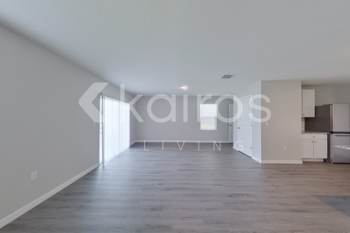 8597 Sw 44th Ct - Photo 4 of 36
