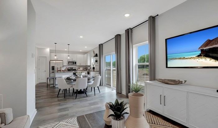 463 Navona Dr - Photo 5 of 13