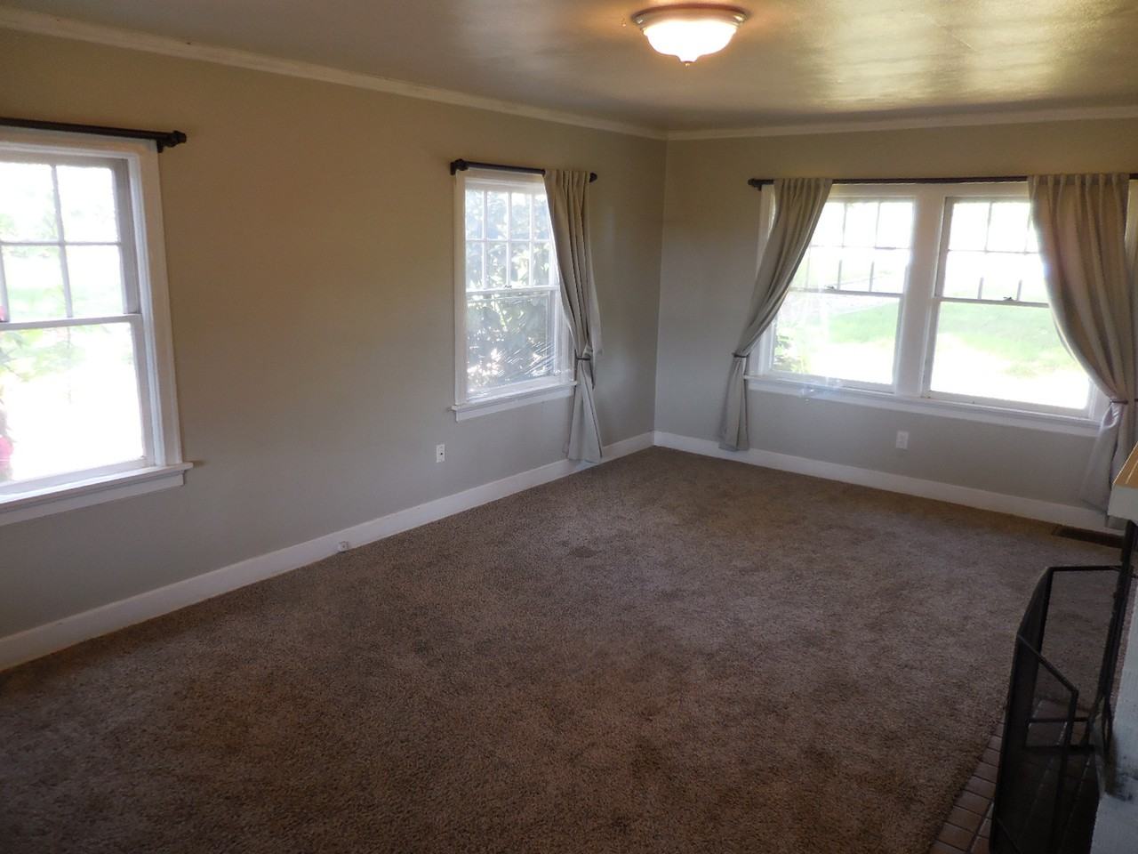 16093 Sw Roy Rogers Rd #1 - Photo 3 of 43