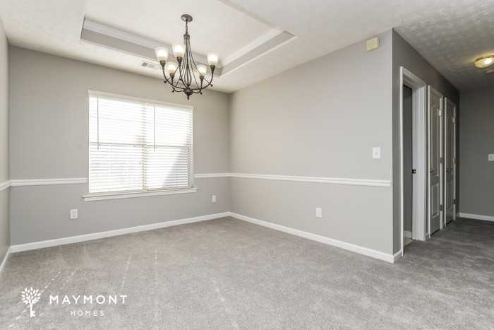 5285 Yellow Pine Dr - Photo 5 of 12