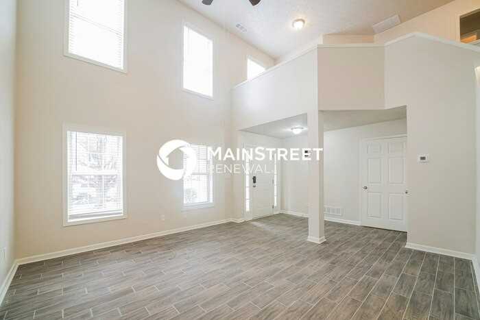 4636 Egret Ct - Photo 3 of 17