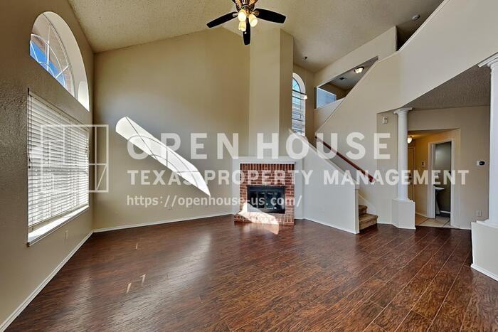 4621 Sandera Ln - Photo 5 of 22