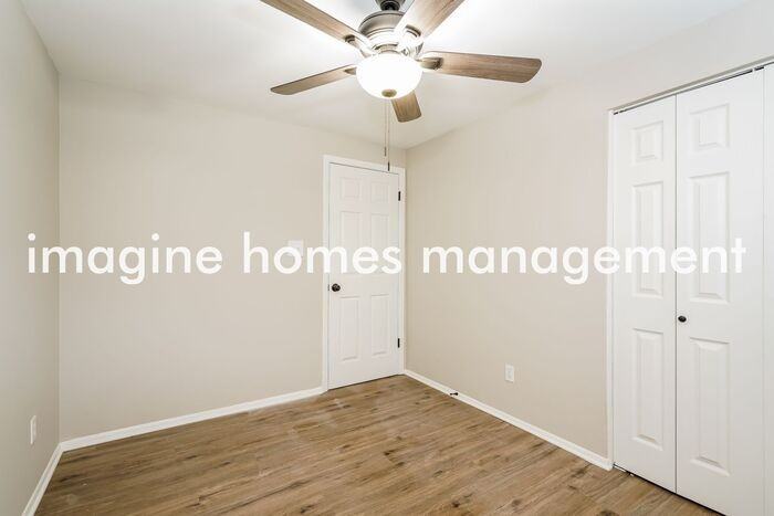 3167 Beeler Ave - Photo 6 of 14