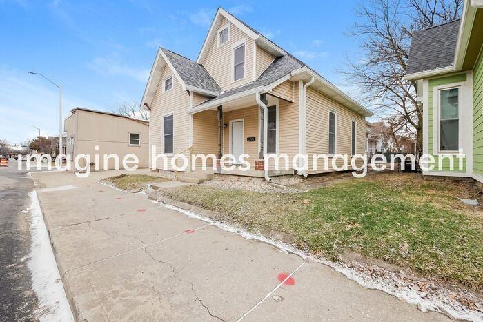 3121 E New York St - Photo 4 of 21