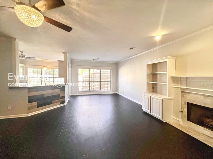 2411 Stoney Creek Dr - Photo 5 of 22