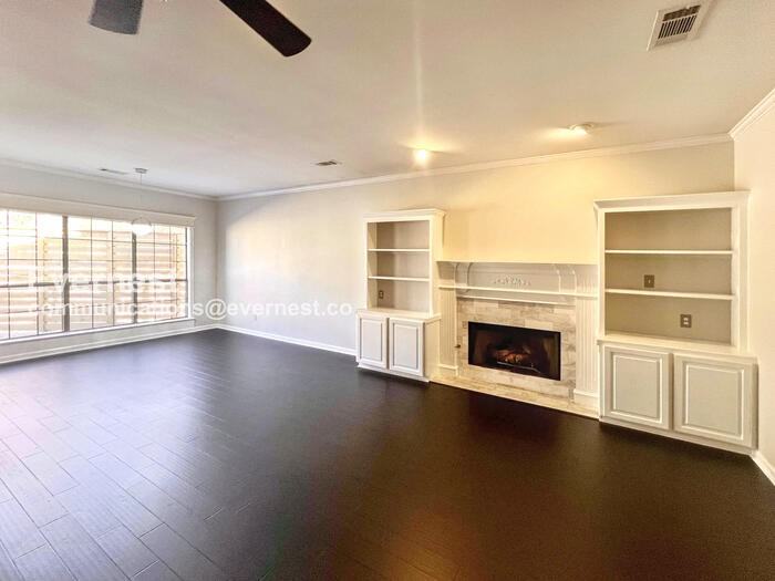 2411 Stoney Creek Dr - Photo 6 of 22