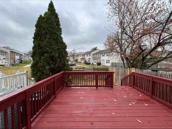 5400 King Arthur Cir - Photo 2 of 12