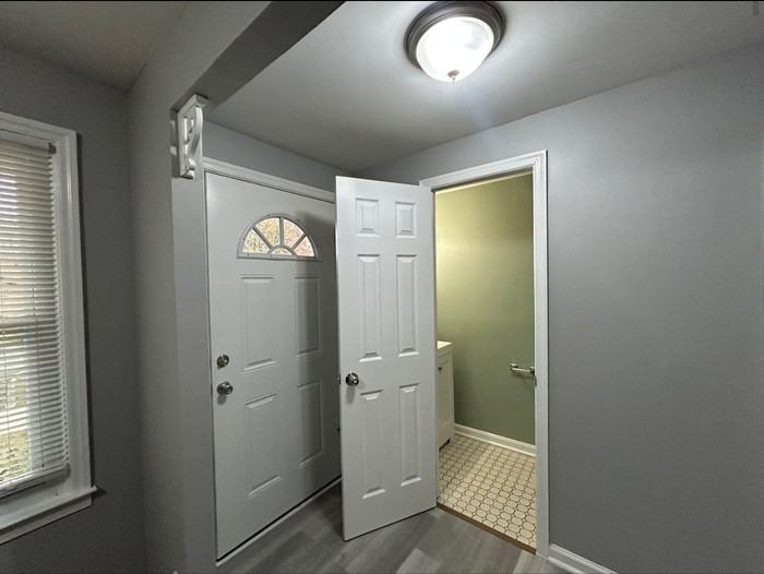 5400 King Arthur Cir - Photo 6 of 12