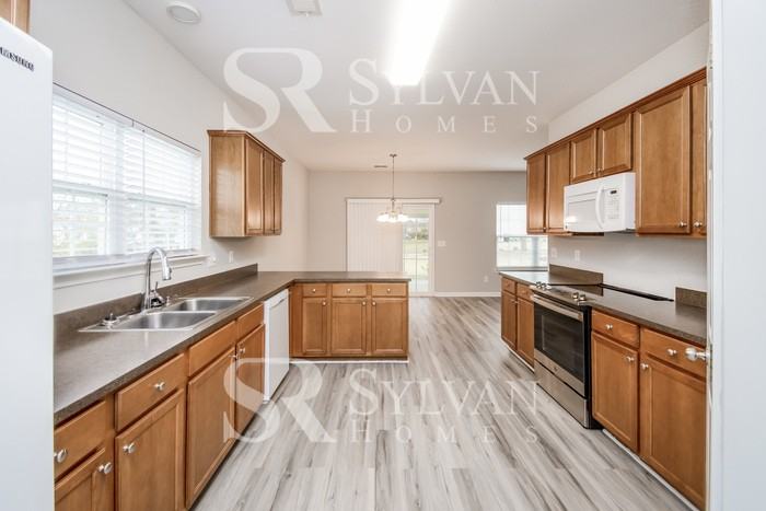 308 Baneberry Loop - Photo 7 of 15