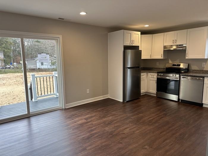 490 Rocky River Rd - Photo 3 of 10