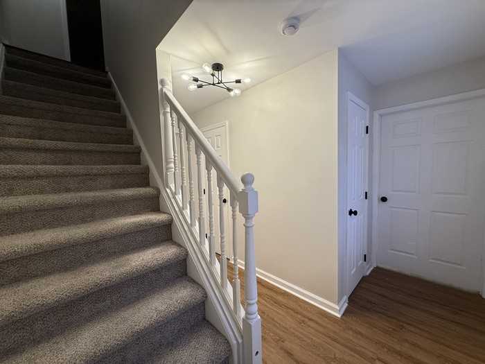 328 Myrtle Ave - Photo 3 of 43