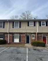 2080 Kings Gate Cir #B - Photo 1 of 1